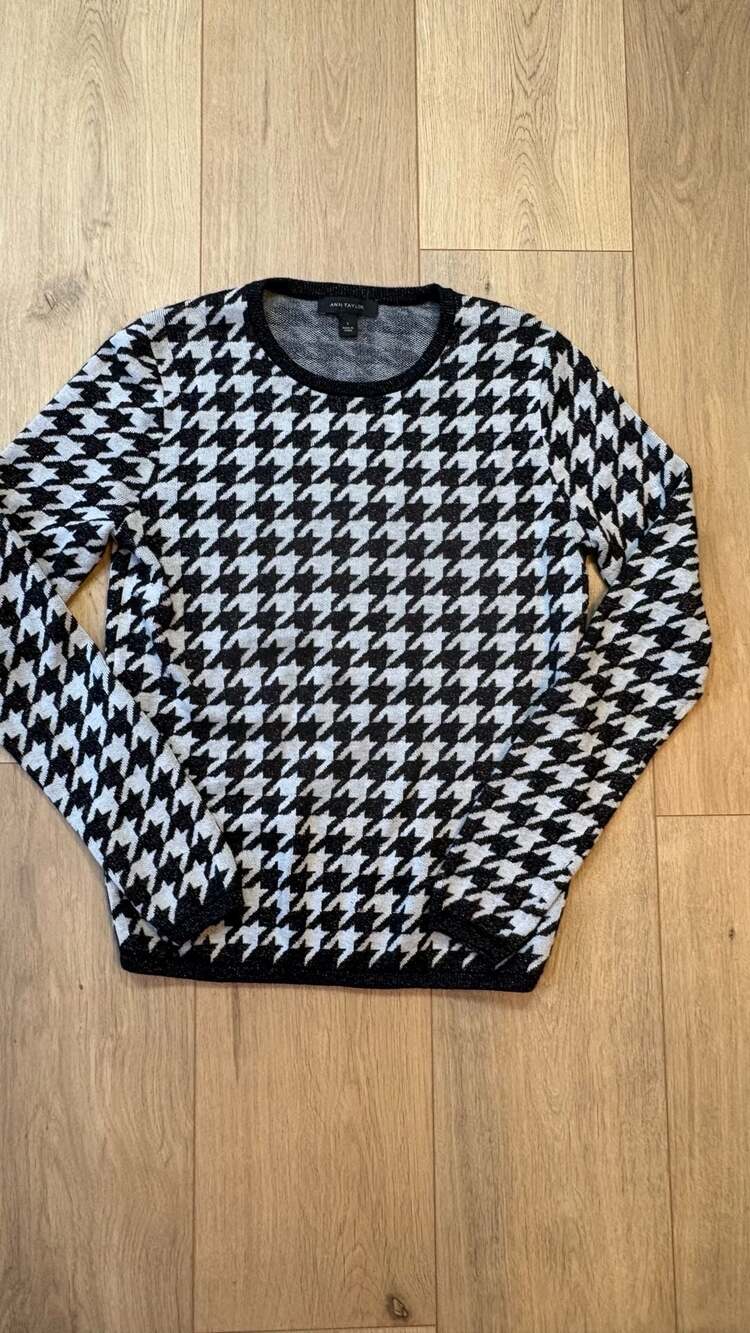 Ann Taylor Houndstooth Sweater Size S Black White Metallic Crewneck Pullover